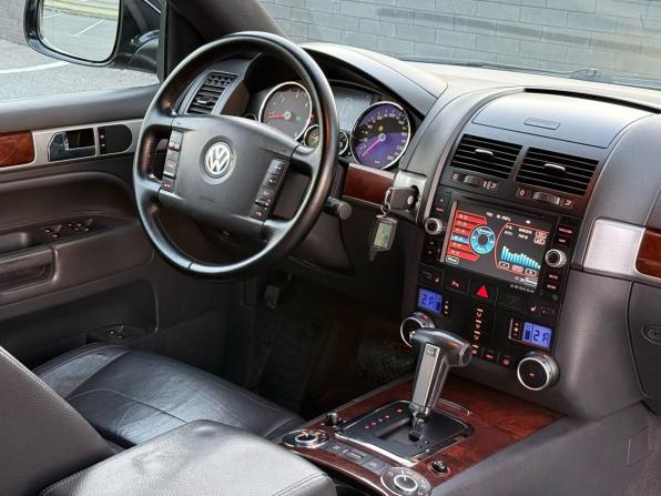 Volkswagen Touareg I Рестайлинг с пробегом 2008 года, цена 1 250 000 рублей, 319800 км, внедорожник, Автокод Объявления