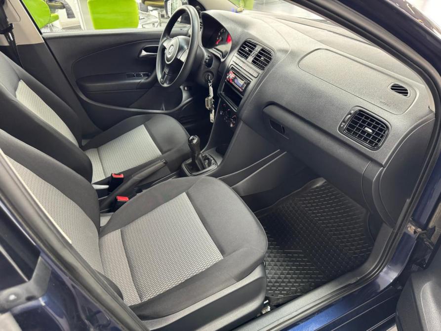 Volkswagen Polo V Киров  - изображение 11
