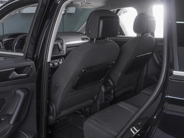 Volkswagen Tiguan II с пробегом 2017 года, цена 2 789 000 рублей, 170791 км, внедорожник, Автокод Объявления