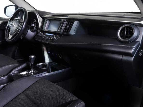 Toyota RAV4 IV (XA40) Рестайлинг с пробегом 2019 года, цена 1 890 000 рублей, 253260 км, внедорожник, Автокод Объявления