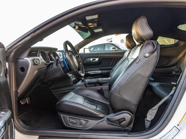 Ford Mustang VI Рестайлинг с пробегом 2019 года, цена 3 048 000 рублей, 69423 км, купе, Автокод Объявления