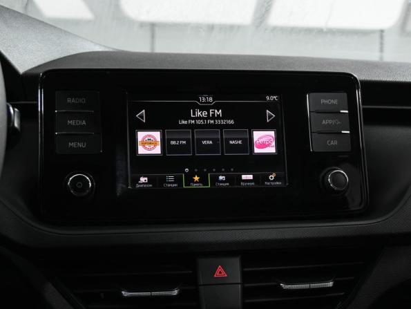 Skoda Rapid II с пробегом 2021 года, цена 1 385 000 рублей, 62683 км, лифтбек, Автокод Объявления