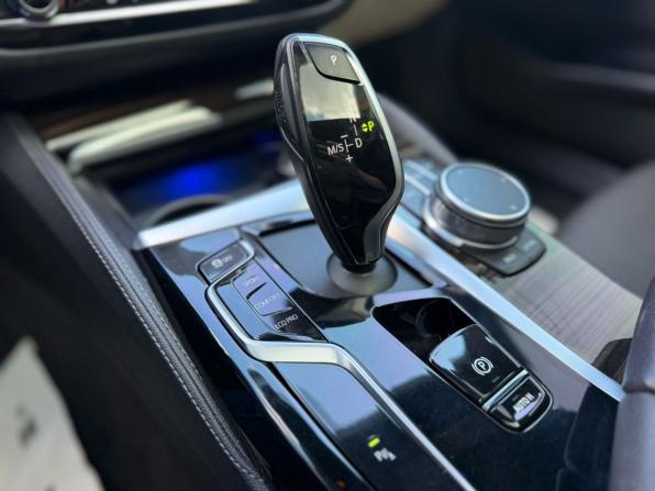BMW 5 серии VII (G30/G31/G38) Рестайлинг с пробегом 2020 года, цена 3 990 000 рублей, 127047 км, седан, Автокод Объявления