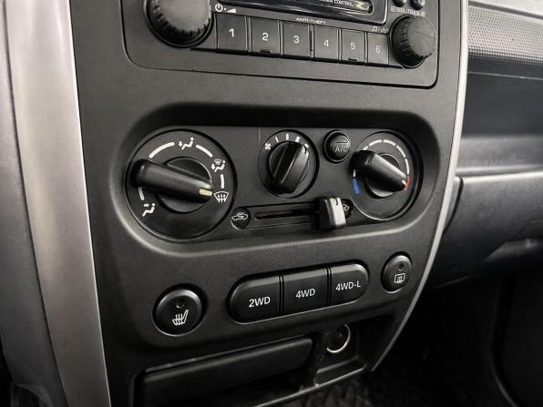 Suzuki Jimny III Рестайлинг 1 с пробегом 2007 года, цена 849 000 рублей, 80153 км, внедорожник, Автокод Объявления