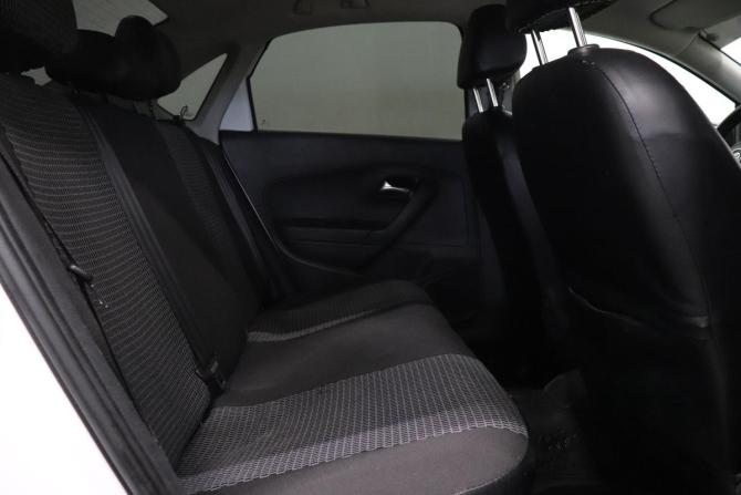 Volkswagen Polo V с пробегом 2014 года, цена 735 000 рублей, 136237 км, седан, Автокод Объявления