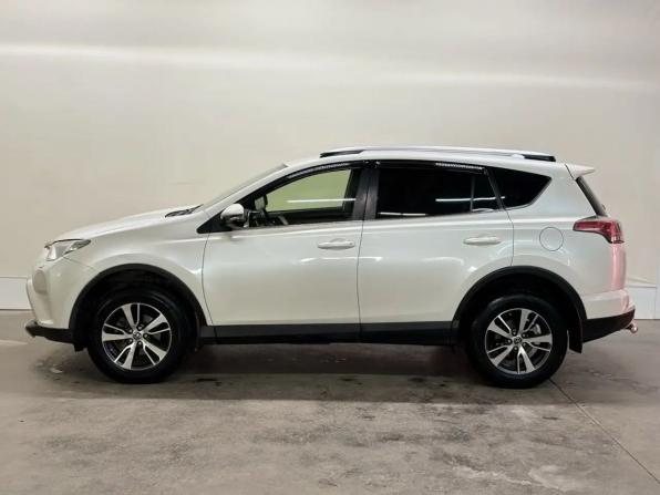 Toyota RAV4 IV (XA40) Рестайлинг с пробегом 2016 года, цена 1 577 000 рублей, 252000 км, внедорожник, Автокод Объявления