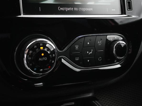 Renault Kaptur I Рестайлинг с пробегом 2021 года, цена 1 679 000 рублей, 98483 км, внедорожник, Автокод Объявления