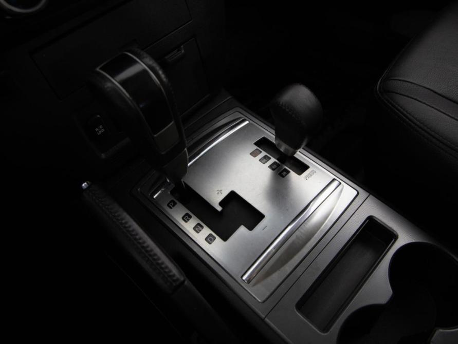 Mitsubishi Pajero IV Рестайлинг 1 Санкт-Петербург  - изображение 13