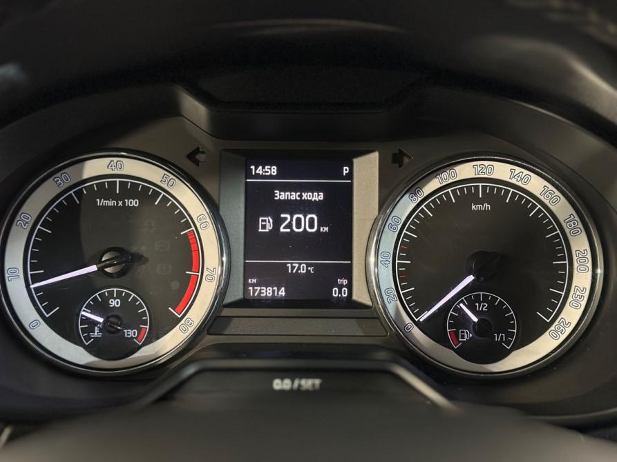 Skoda Octavia III (A7) Рестайлинг Великий Новгород  - изображение 16