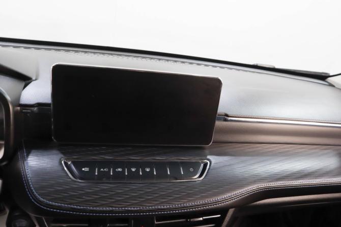 Haval Jolion I с пробегом 2023 года, цена 1 859 000 рублей, 68100 км, внедорожник, Автокод Объявления