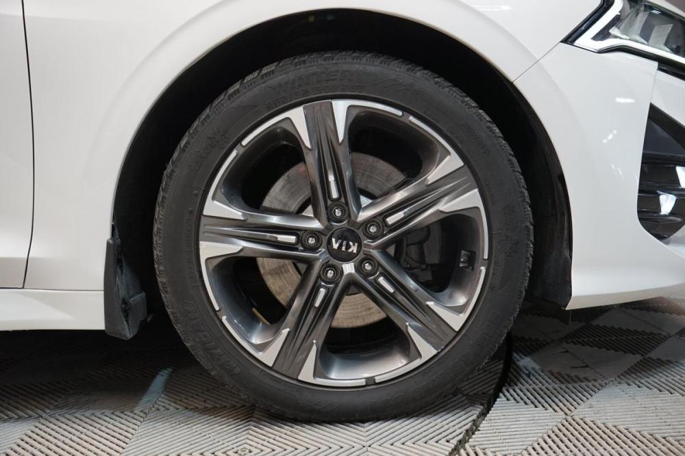 Kia K5 III Крым  - изображение 32