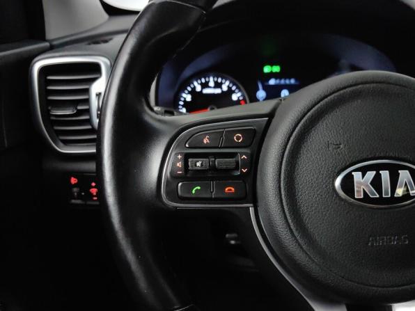 Kia Sportage IV с пробегом 2017 года, цена 1 715 000 рублей, 123000 км, внедорожник, Автокод Объявления