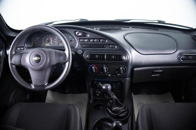 Chevrolet Niva I Рестайлинг с пробегом 2015 года, цена 629 000 рублей, 145000 км, внедорожник, Автокод Объявления