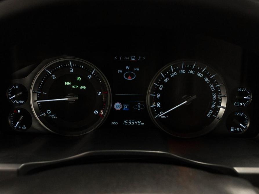 Toyota Land Cruiser 200 Series Рестайлинг 2 Москва  - изображение 12