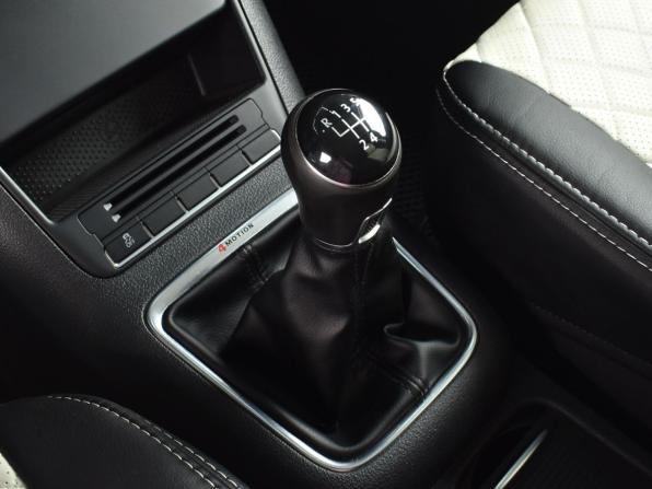 Volkswagen Tiguan I Рестайлинг с пробегом 2012 года, цена 1 099 999 рублей, 279412 км, внедорожник, Автокод Объявления