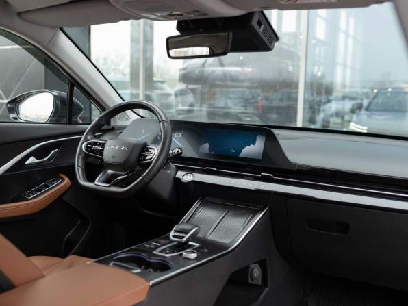 Omoda C5 I с пробегом 2022 года, цена 1 655 000 рублей, 45565 км, внедорожник, Автокод Объявления