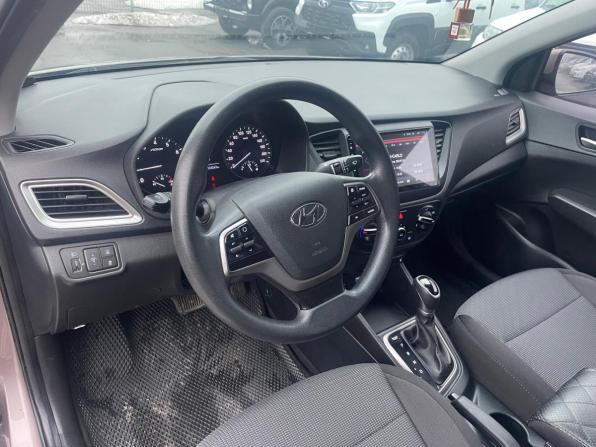 Hyundai Solaris II с пробегом 2019 года, цена 1 335 000 рублей, 103263 км, седан, Автокод Объявления