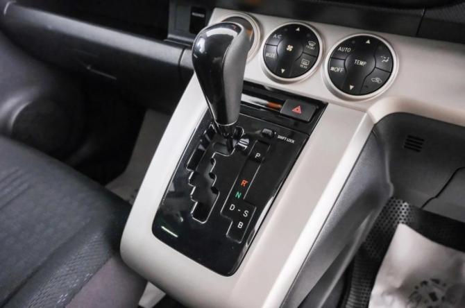 Toyota Corolla Rumion с пробегом 2009 года, цена 999 000 рублей, 107193 км, универсал, Автокод Объявления