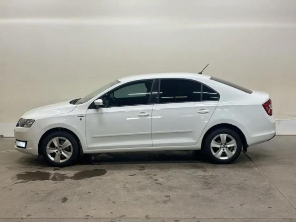 Skoda Rapid I с пробегом 2016 года, цена 809 000 рублей, 177000 км, лифтбек, Автокод Объявления
