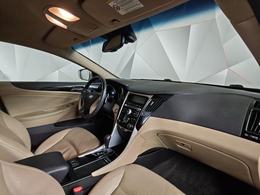 Hyundai Sonata VI (YF) Москва  - изображение 12