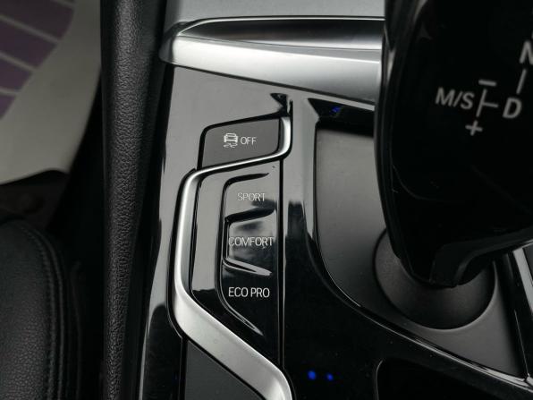 BMW 5 серии VII (G30/G31/G38) с пробегом 2018 года, цена 2 500 000 рублей, 185500 км, седан, Автокод Объявления