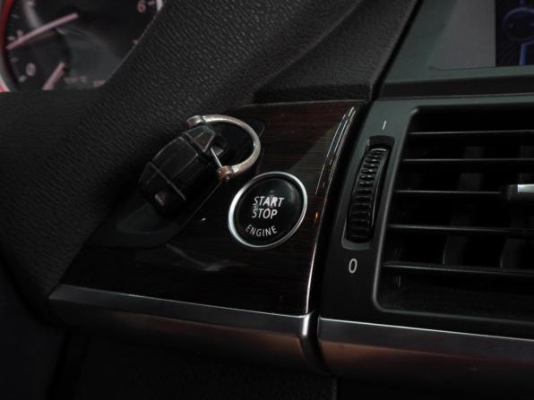 BMW X6 I (E71) Рестайлинг с пробегом 2012 года, цена 1 612 000 рублей, 297002 км, внедорожник, Автокод Объявления