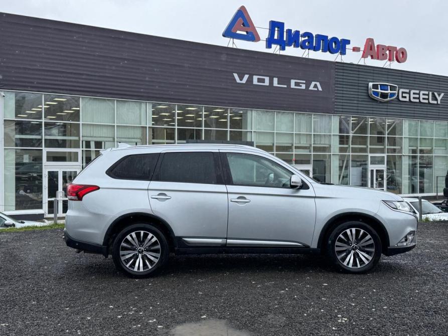 Mitsubishi Outlander III Рестайлинг 3 Набережные Челны  - изображение 8