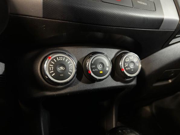 Mitsubishi Outlander II Рестайлинг с пробегом 2011 года, цена 949 900 рублей, 206000 км, внедорожник, Автокод Объявления