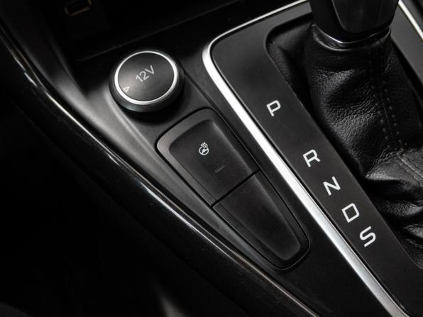 Ford Focus III Рестайлинг с пробегом 2018 года, цена 1 325 000 рублей, 132499 км, универсал, Автокод Объявления