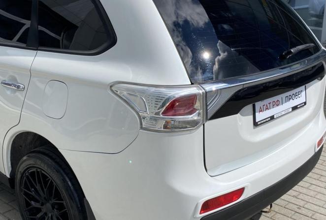 Mitsubishi Outlander III с пробегом 2014 года, цена 1 380 000 рублей, 238594 км, внедорожник, Автокод Объявления
