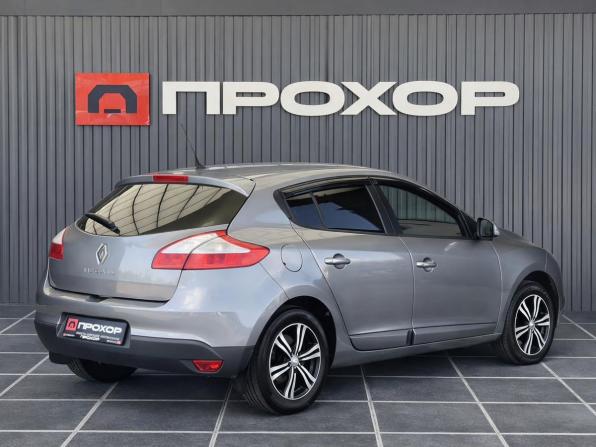 Renault Megane III Рестайлинг с пробегом 2012 года, цена 577 000 рублей, 269790 км, хэтчбек, Автокод Объявления