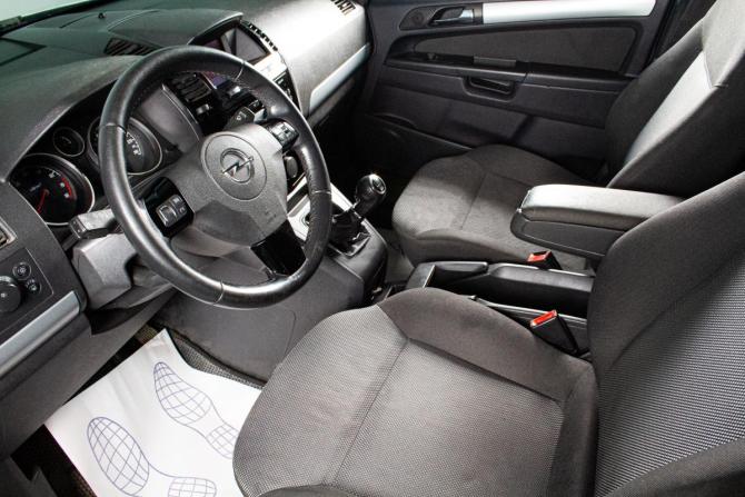 Opel Zafira B Рестайлинг с пробегом 2011 года, цена 579 000 рублей, 380000 км, компактвэн, Автокод Объявления