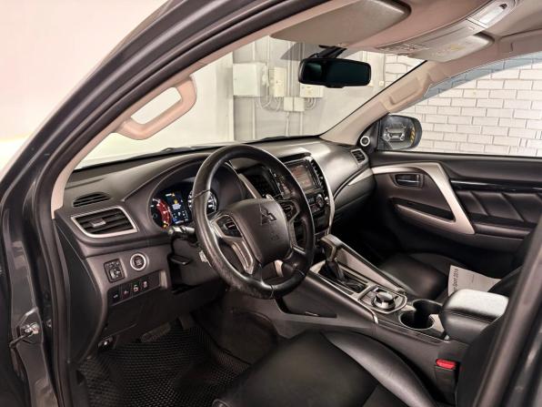 Mitsubishi Pajero Sport III с пробегом 2019 года, цена 3 070 000 рублей, 130767 км, внедорожник, Автокод Объявления
