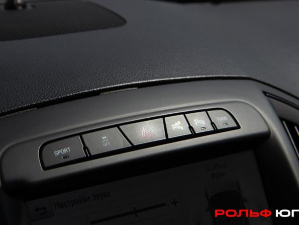 Opel Insignia I Рестайлинг с пробегом 2014 года, цена 1 388 000 рублей, 156133 км, седан, Автокод Объявления