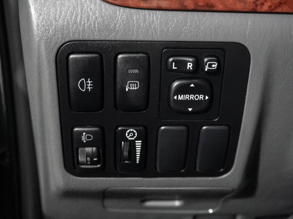 Toyota Land Cruiser Prado 120 Series Рестайлинг с пробегом 2008 года, цена 2 650 000 рублей, 271650 км, внедорожник, Автокод Объявления