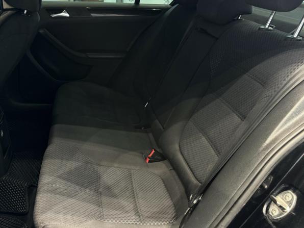 Volkswagen Jetta VI с пробегом 2012 года, цена 705 000 рублей, 397997 км, седан, Автокод Объявления