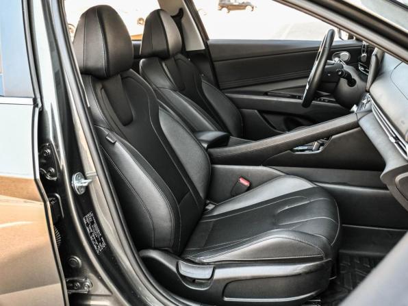 Hyundai Elantra VII (CN7) Рестайлинг с пробегом 2023 года, цена 2 099 000 рублей, 56987 км, седан, Автокод Объявления