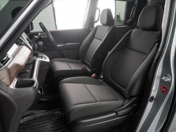 Honda Freed II Рестайлинг с пробегом 2020 года, цена 1 699 000 рублей, 141300 км, компактвэн, Автокод Объявления