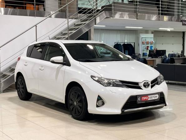Toyota Auris II с пробегом 2013 года, цена 1 029 900 рублей, 153000 км, хэтчбек, Автокод Объявления