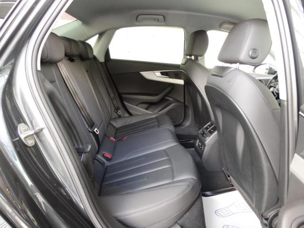 Audi A4 V (B9) Рестайлинг с пробегом 2021 года, цена 2 899 000 рублей, 47056 км, седан, Автокод Объявления