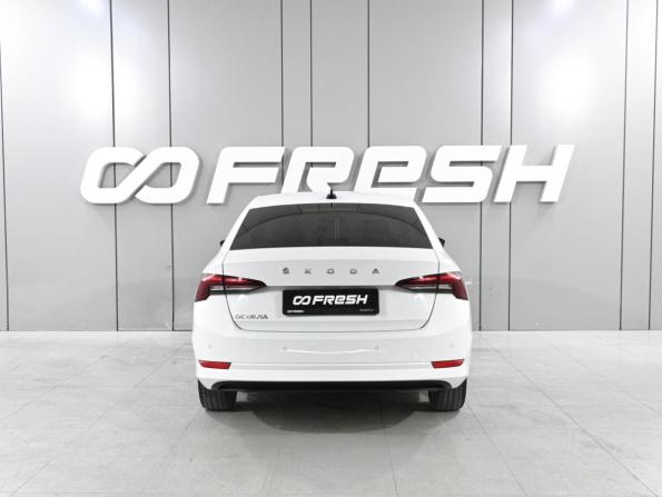 Skoda Octavia IV (A8) с пробегом 2021 года, цена 2 150 000 рублей, 140690 км, лифтбек, Автокод Объявления