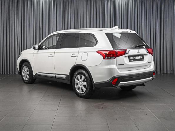 Mitsubishi Outlander III Рестайлинг 2 с пробегом 2017 года, цена 1 908 000 рублей, 182455 км, внедорожник, Автокод Объявления