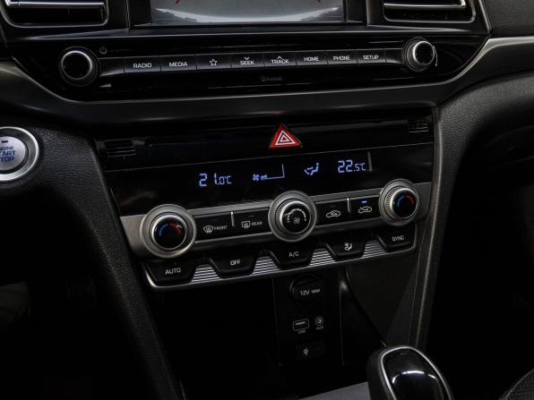 Hyundai Elantra VI (AD) Рестайлинг с пробегом 2019 года, цена 1 500 000 рублей, 113639 км, седан, Автокод Объявления