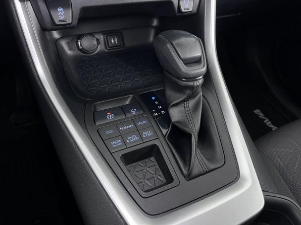Toyota RAV4 V (XA50) с пробегом 2022 года, цена 3 250 000 рублей, 80291 км, внедорожник, Автокод Объявления