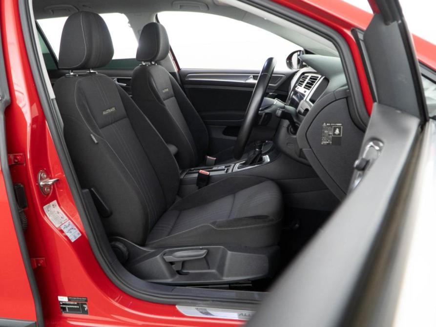 Volkswagen Golf VII Рестайлинг Москва  - изображение 10