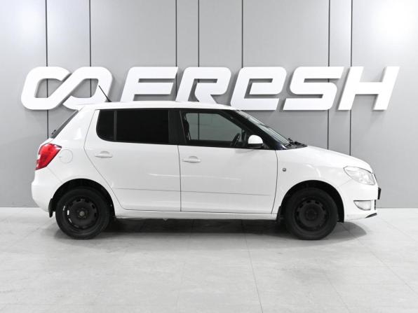 Skoda Fabia II Рестайлинг с пробегом 2011 года, цена 779 000 рублей, 284489 км, хэтчбек, Автокод Объявления