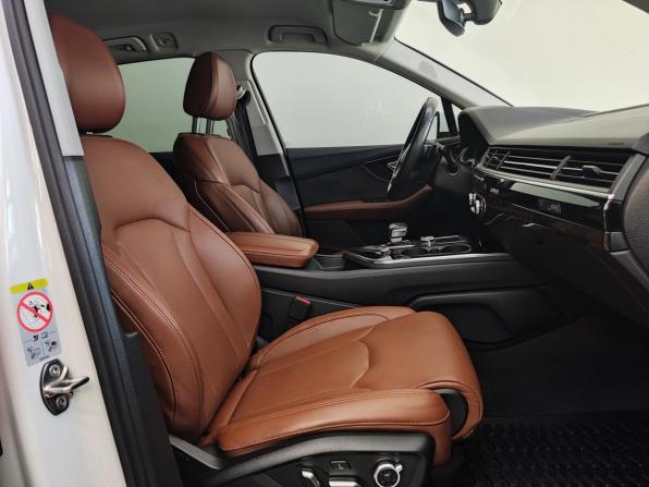 Audi Q7 II (4M) с пробегом 2017 года, цена 4 500 000 рублей, 124000 км, внедорожник, Автокод Объявления