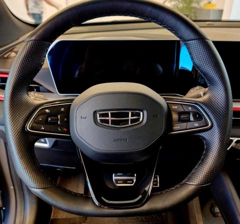 Geely Coolray I Рестайлинг с пробегом 2024 года, цена 1 932 000 рублей, 69117 км, внедорожник, Автокод Объявления