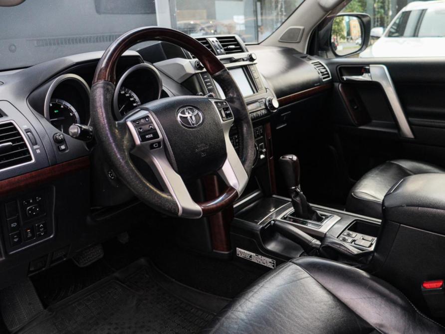 Toyota Land Cruiser Prado 150 Series Рестайлинг 1 Москва  - изображение 13