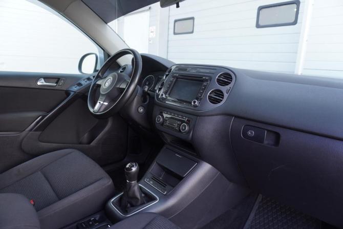 Volkswagen Tiguan I Рестайлинг с пробегом 2013 года, цена 1 375 000 рублей, 82579 км, внедорожник, Автокод Объявления